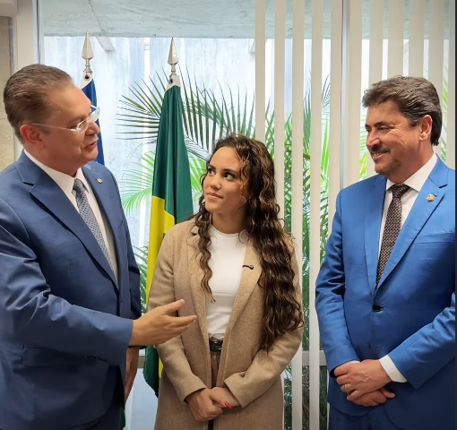 Sóstenes Cavalcante anuncia Luiza do Clezão como pré-candidata a deputada federal pelo PL