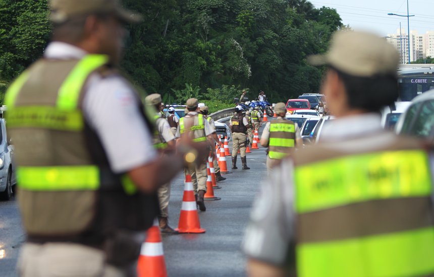 Vergonha: mega blitz de IPVA provoca congestionamento e revolta motoristas em Salvador