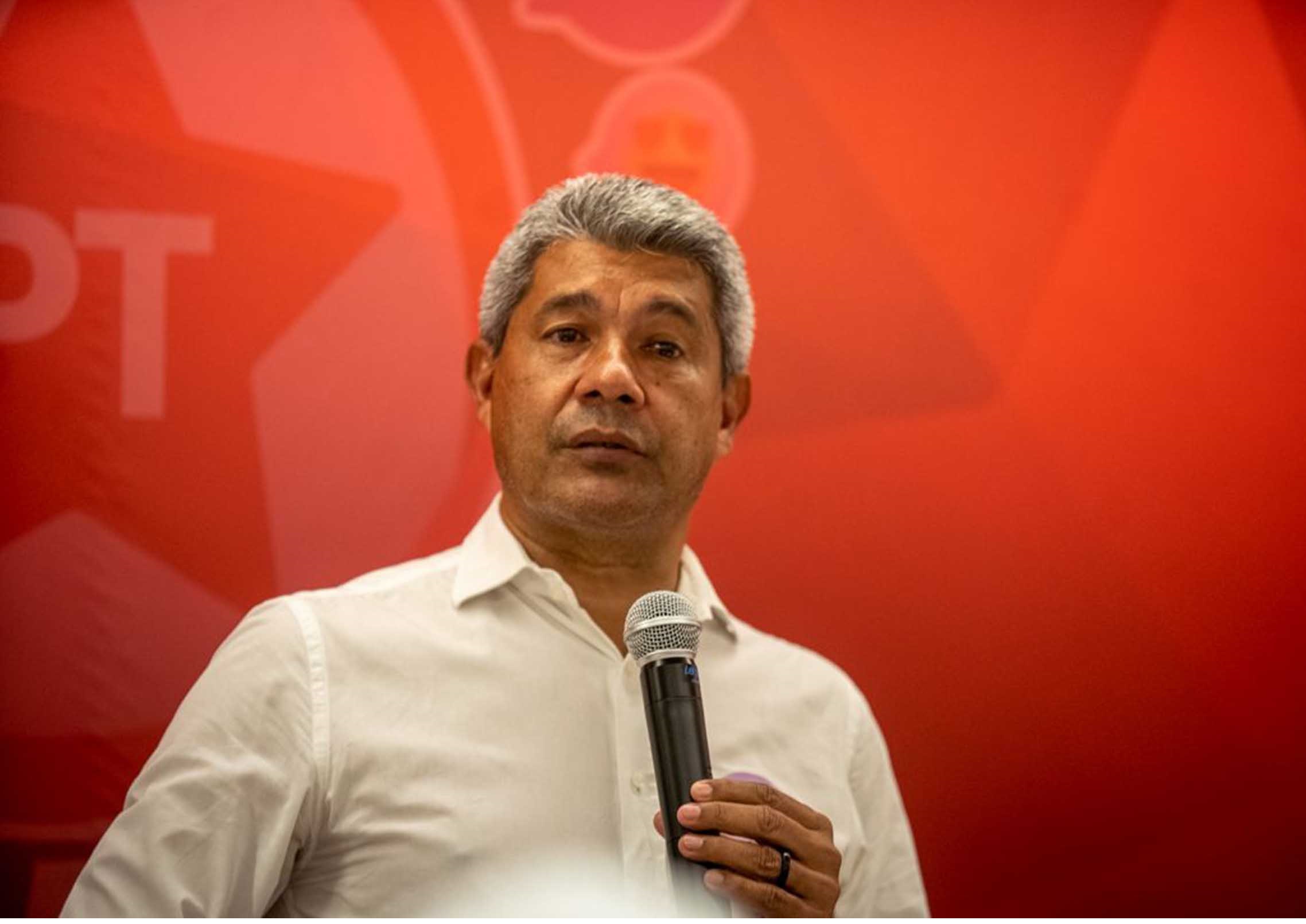 Gasolina acumula alta de 40% na Bahia sem redução de ICMS