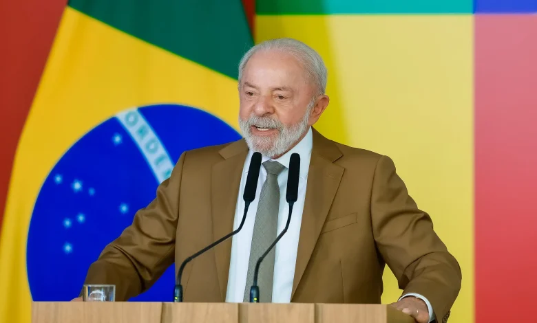 Lula questiona ações contra Cuba e Venezuela em cúpula da Celac na Colômbia