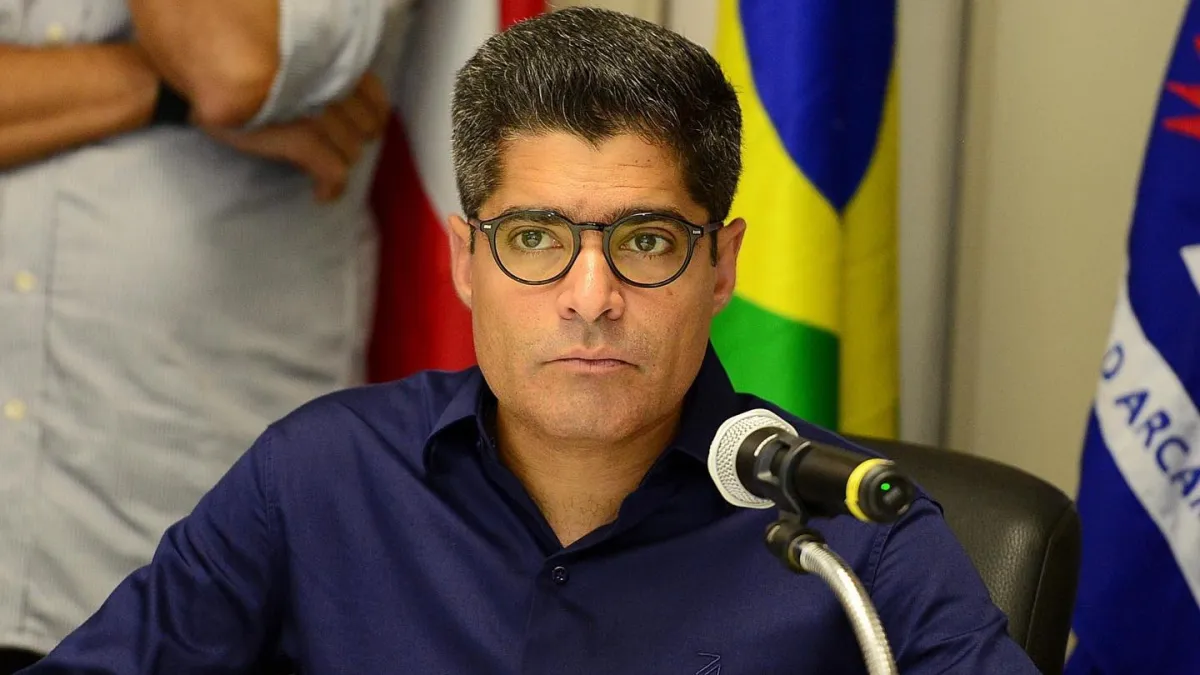 ACM Neto avança em negociação com Zé Cocá para vice na chapa