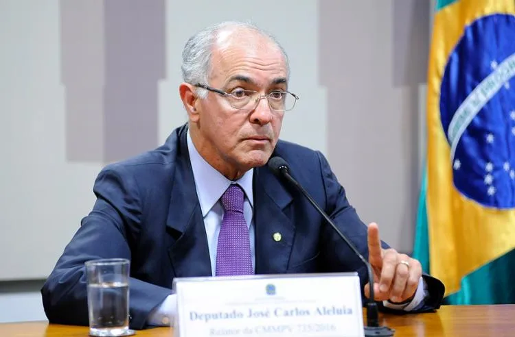 Renúncia de Zema impulsiona Aleluia na Bahia