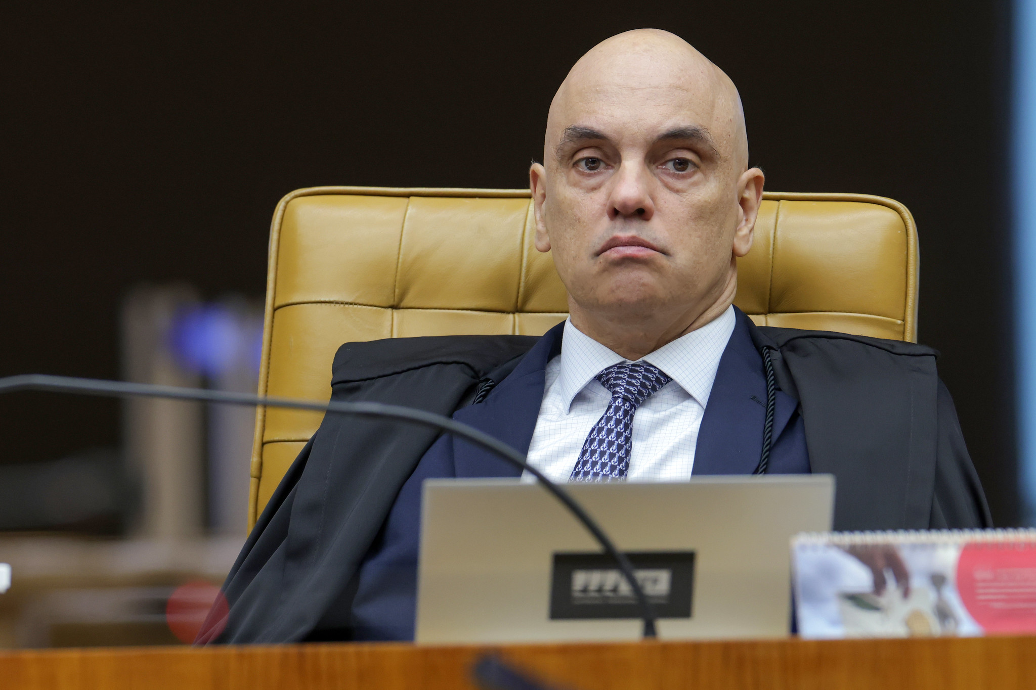 Ministro Alexandre de Moraes vota pela validade de resolução do CFP que proíbe associação da prática clínica a crenças religiosas