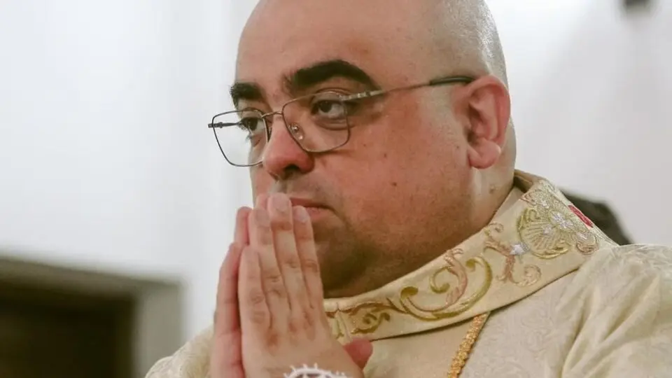 Nikolas Ferreira anuncia que meta de vaquinha para padre José Eduardo foi atingida