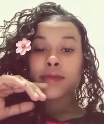 Adolescente morta a facadas na Bahia