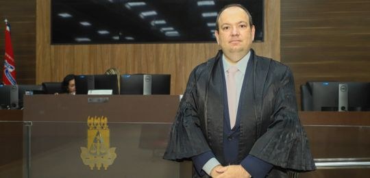 Novo presidente do TRE-BA toma posse e prioriza combate à desinformação