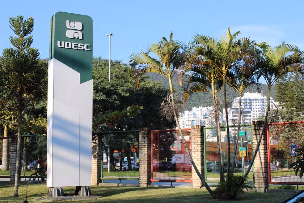 STF derruba lei de Santa Catarina contra cotas raciais