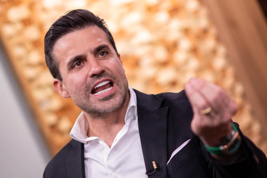 Pablo Marçal afirma que Renan Santos não tem musculatura e chama o MBL de mochileiro e aventureiro