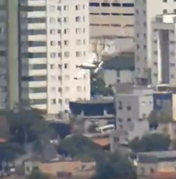 Queda de avião em Belo Horizonte mata duas pessoas e deixa três feridos graves