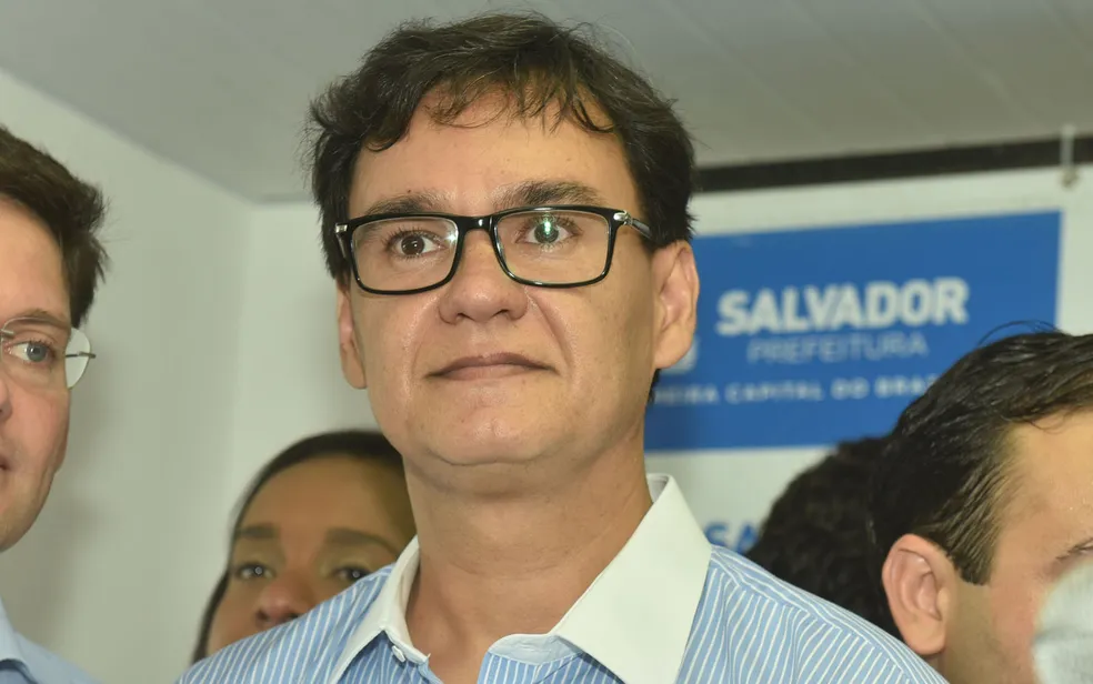 Sosthenes Macedo recebe Comenda 2 de Julho e ressalta trajetória na Codesal e Sedur