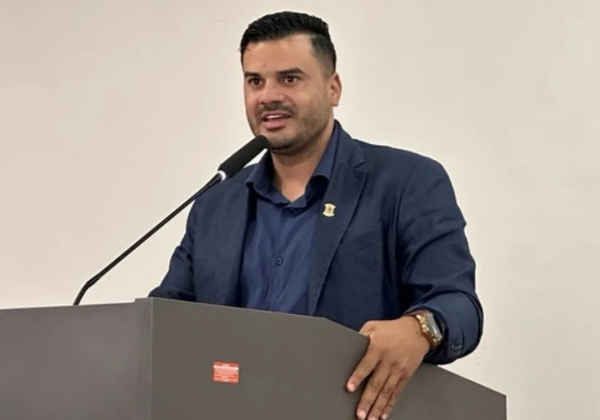 Paulo Chiclete é afastado da presidência da Câmara de Guaratinga