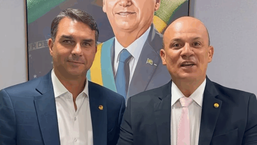 Líder da oposição minimiza efeito do caso Master sobre Flávio