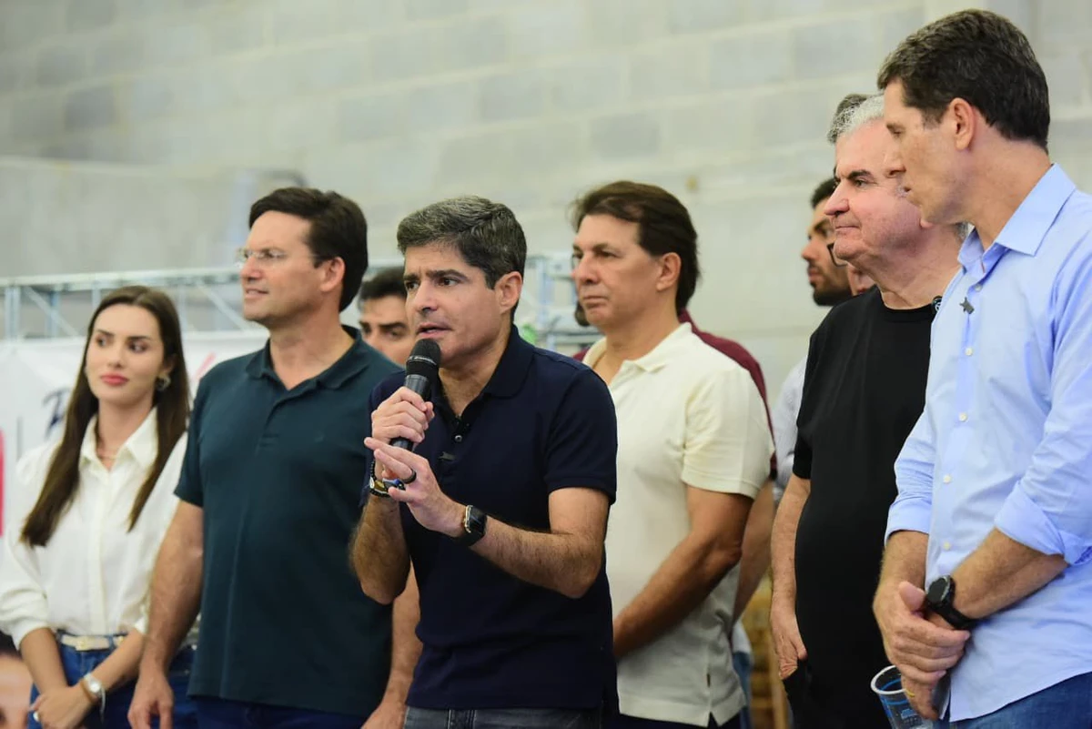 ACM Neto critica gestão estadual e defende regionalização da saúde na Bahia