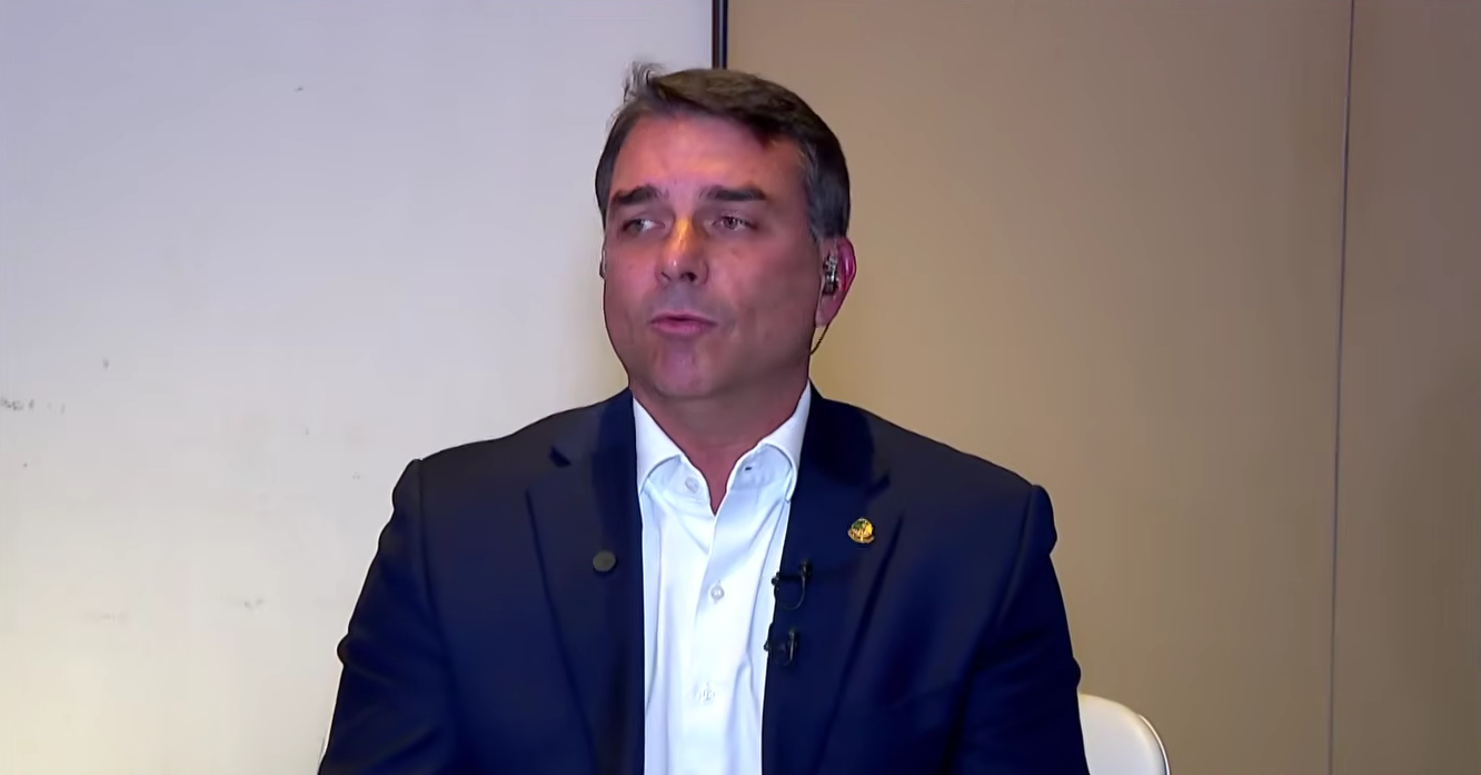 PL marca encontro com Flávio Bolsonaro e bancadas para discutir crise do Banco Master