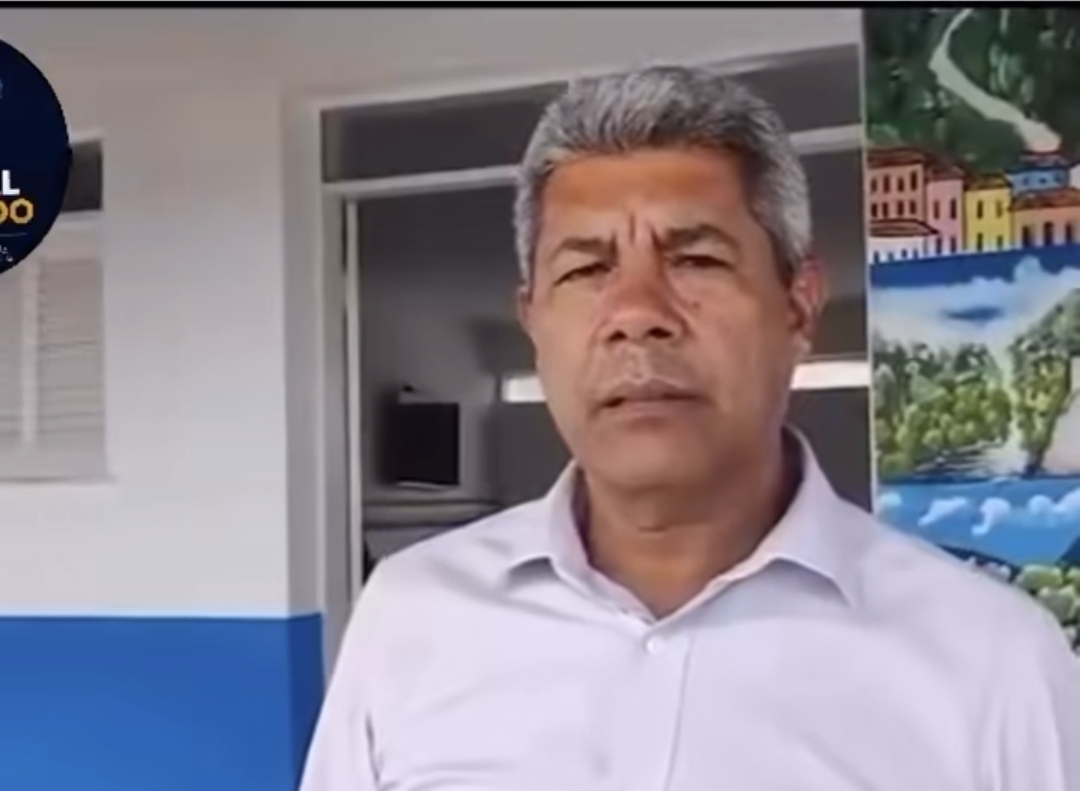 Jerônimo foge de pergunta e corre para avião em Jacobina