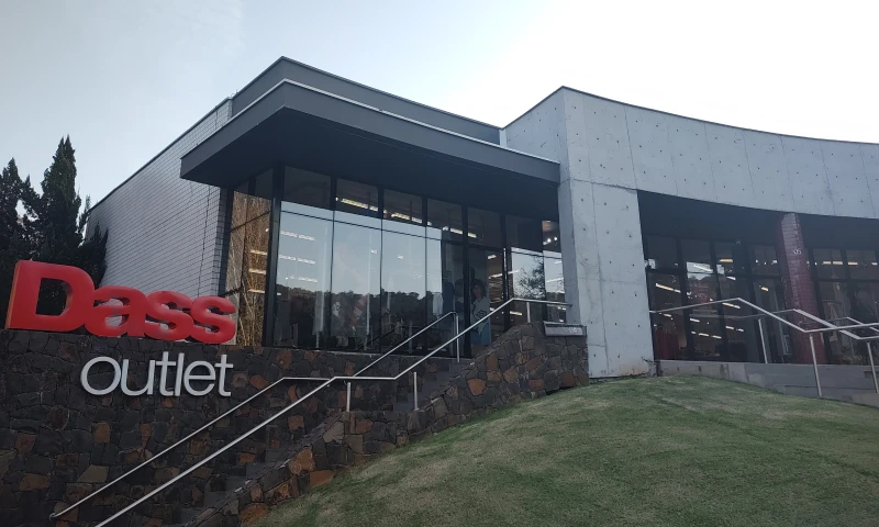 Grupo Dass leva produção de tênis Nike e Adidas para o Paraguai