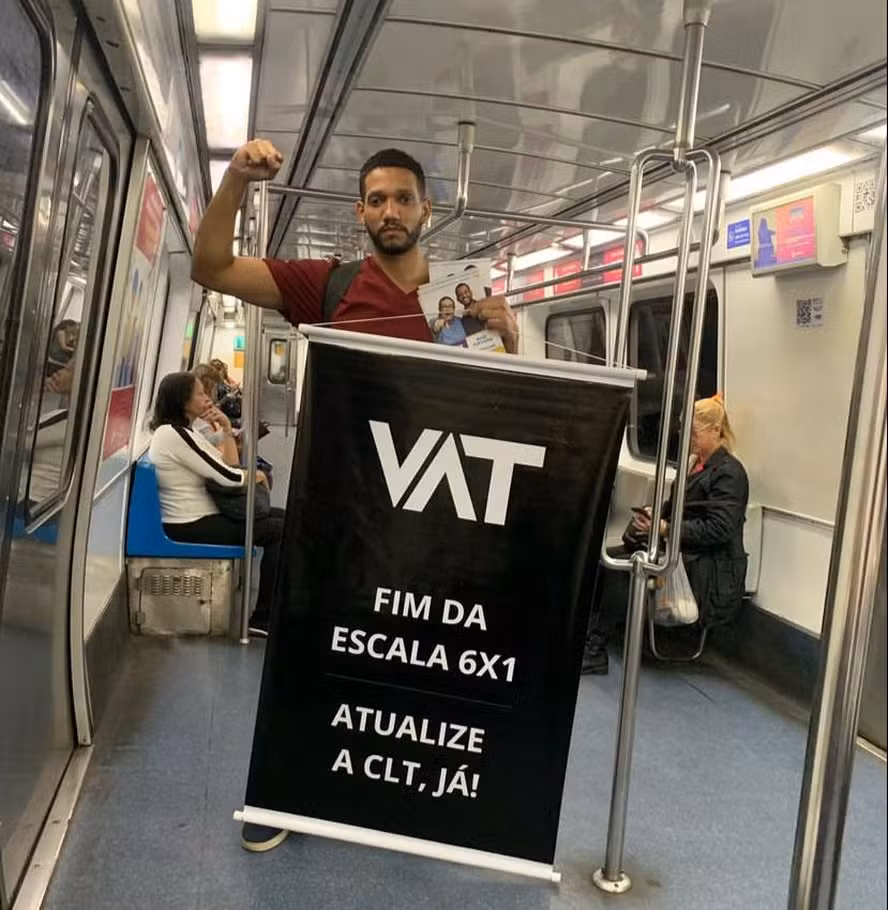 Rick Azevedo, fundador do Movimento Vida Além do Trabalho, anuncia pré-candidatura a deputado federal pelo PSOL no Rio de Janeiro