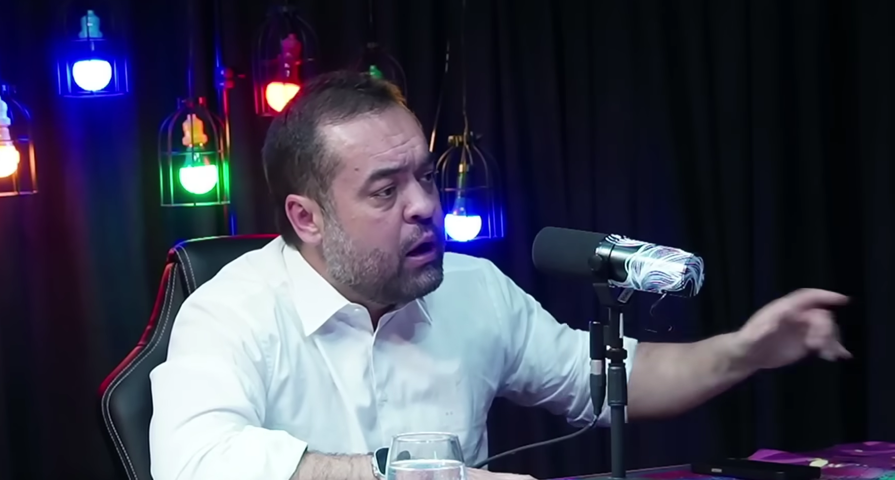 Cláudio Castro desiste do Senado e avisa Valdemar