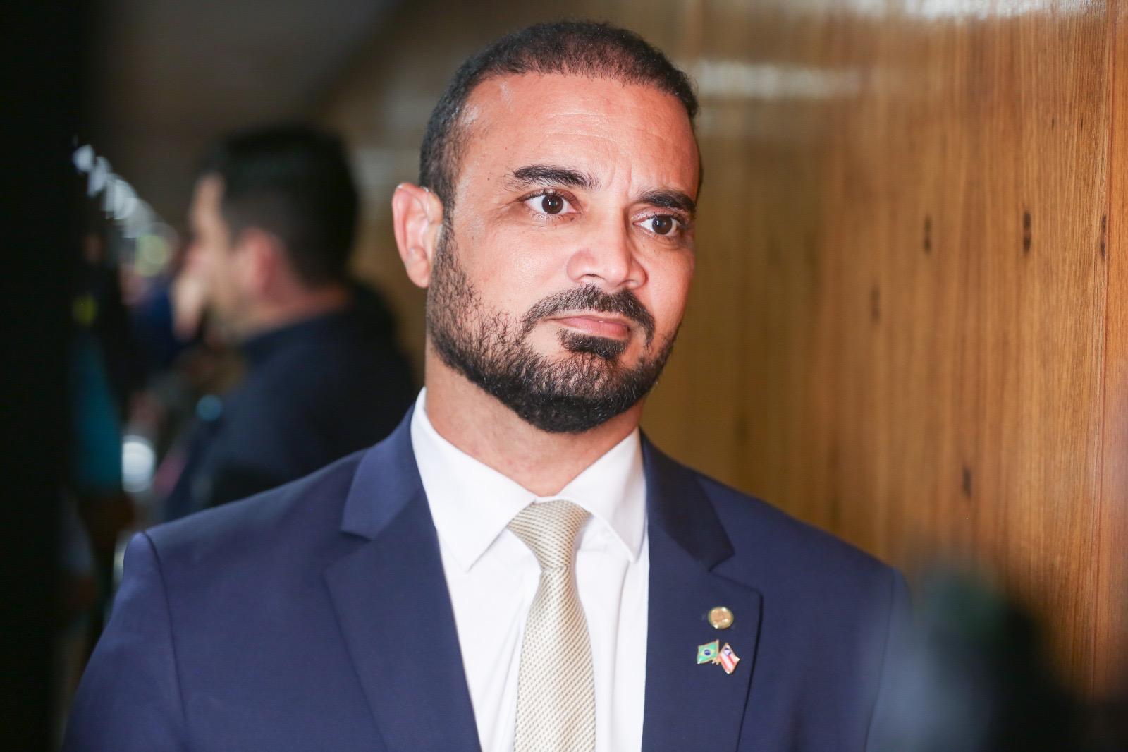 Capitão Alden propõe emenda para baratear gás de cozinha a famílias carentes