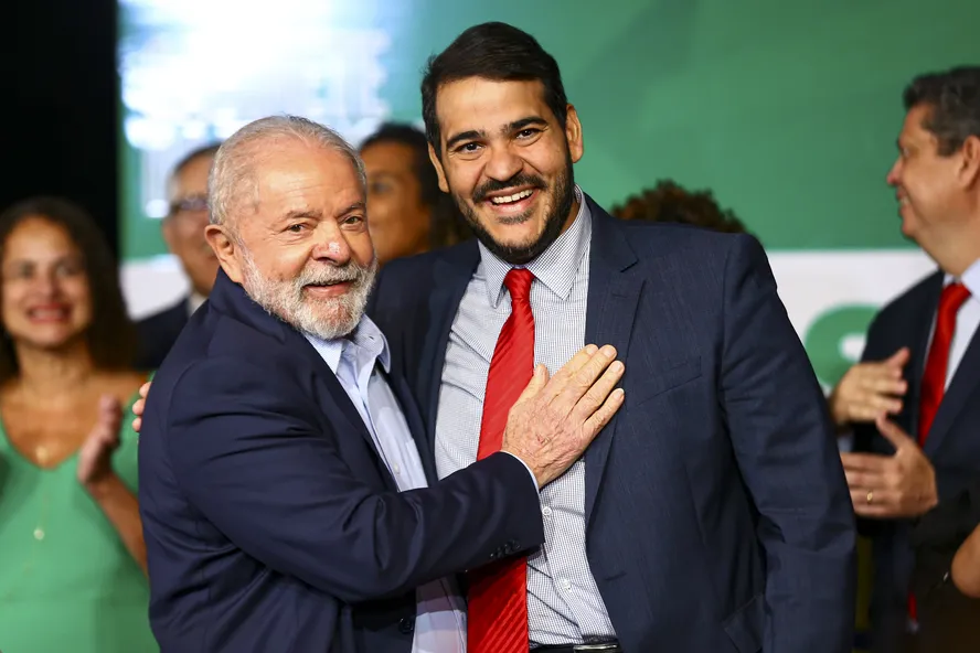 Lula confirma nova indicação de Jorge Messias ao STF