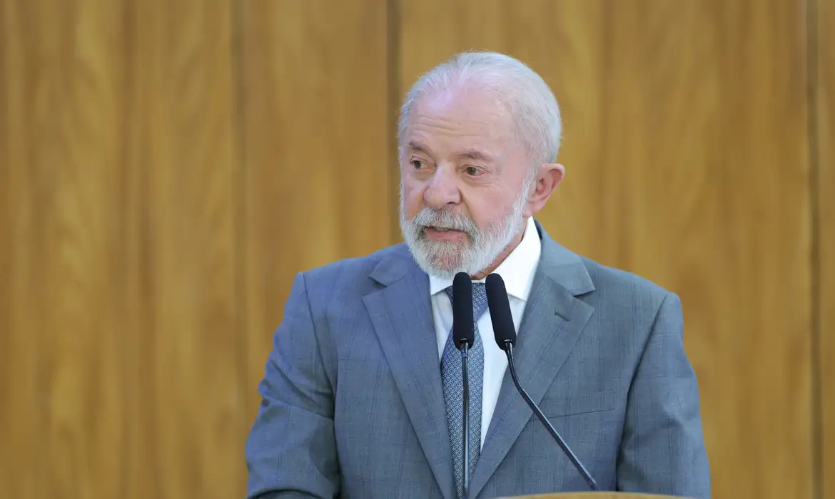 Lula sanciona lei para renovação automática da CNH de bons motoristas