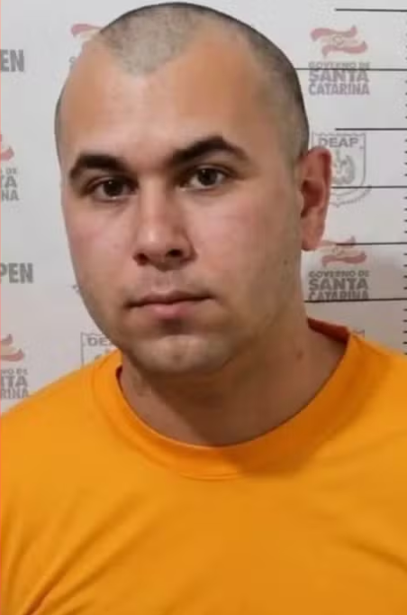 Motorista de caminhão envolvido em tragédia é levado a presídio em Salvador