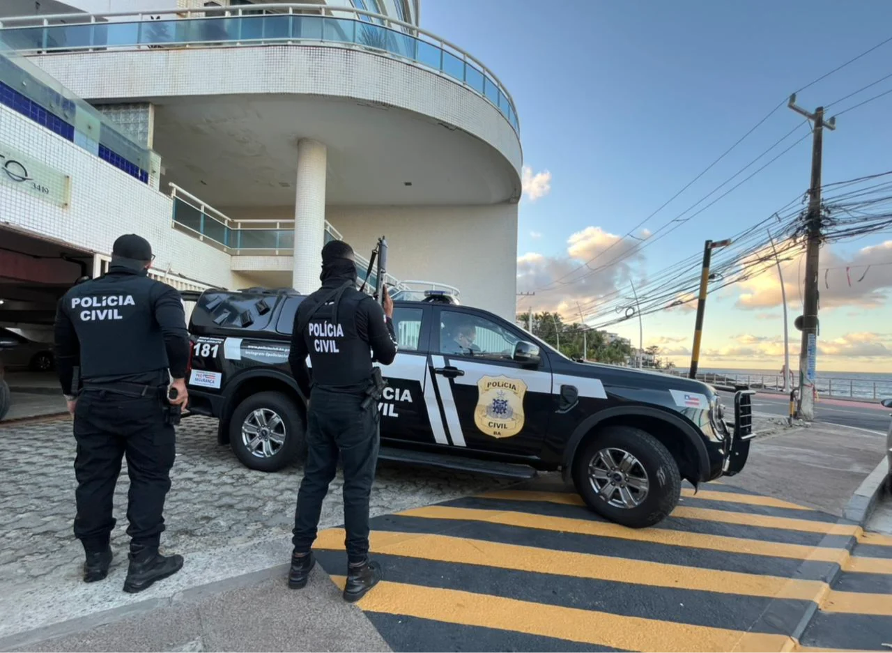 Polícia bloqueia R$ 100 milhões em operação contra lavagem de dinheiro na Bahia