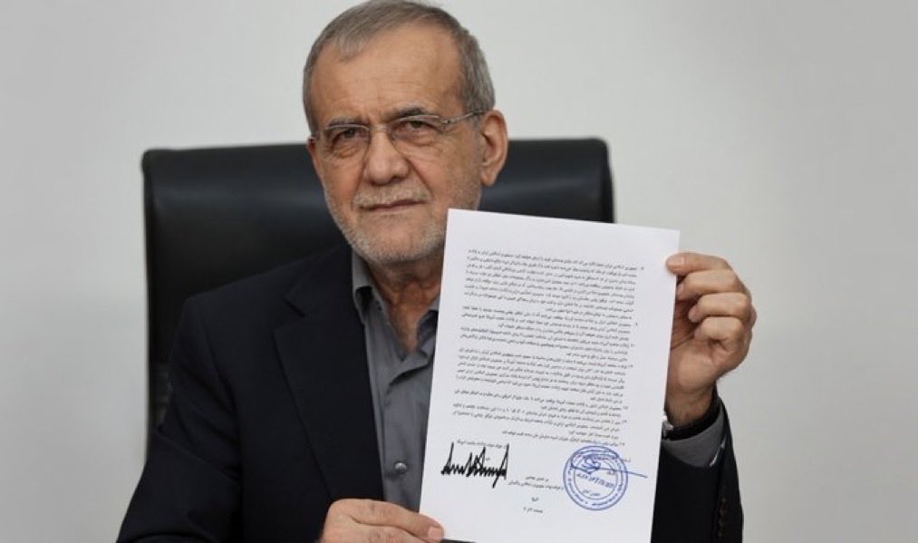 Presidente do Irã assina acordo que encerra conflito com os Estados Unidos