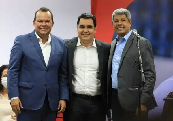 Jerônimo Rodrigues descarta afastamento de enteado de Jaques Wagner após operação da PF