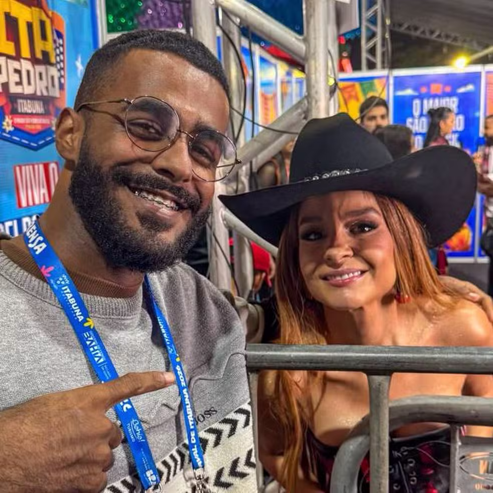 Maiara é impedida por segurança ao tentar cumprimentar fãs durante show em Itabuna