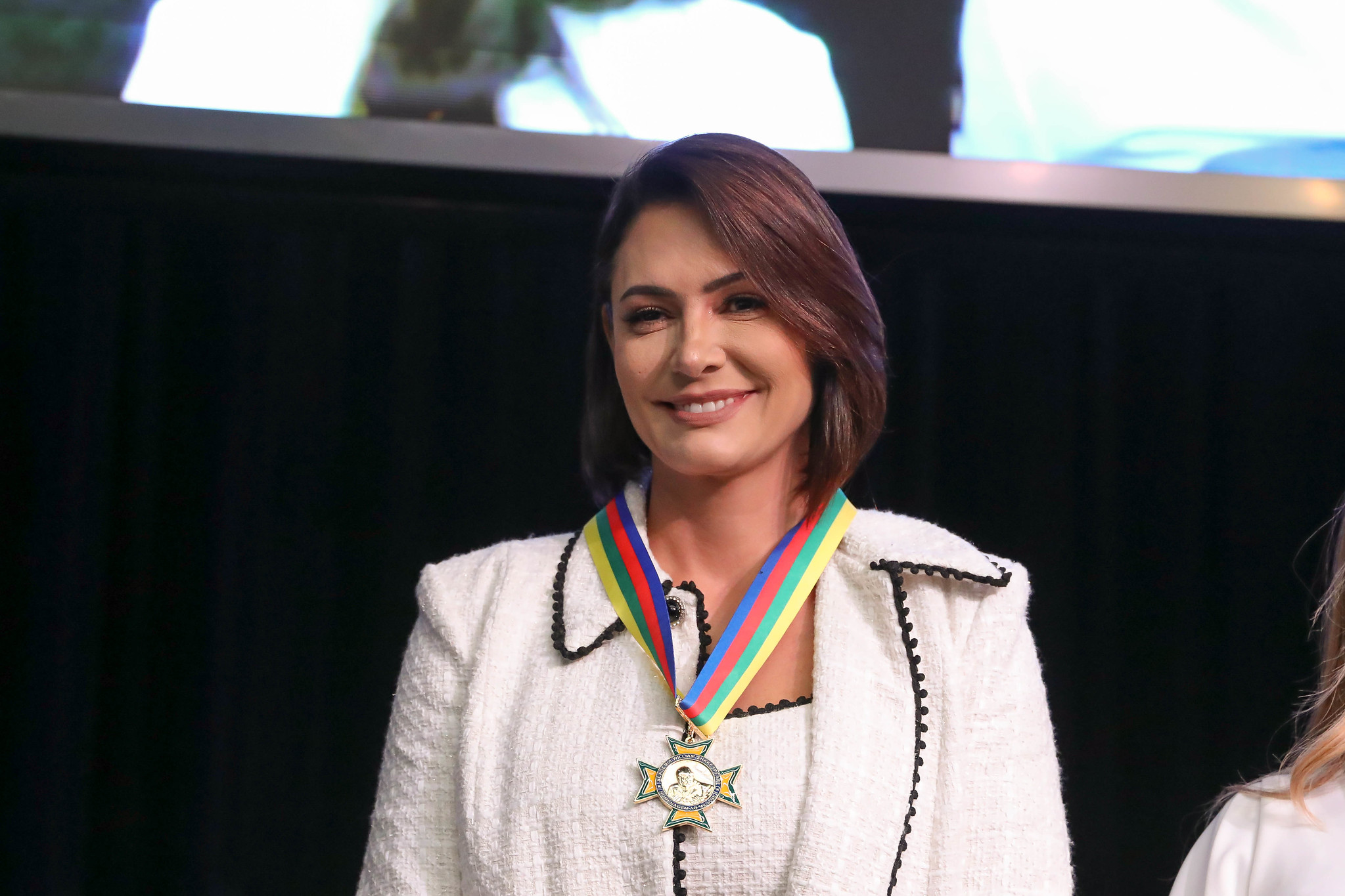 Michelle Bolsonaro compartilha vídeo com críticas de Garotinho a evento de Vorcaro