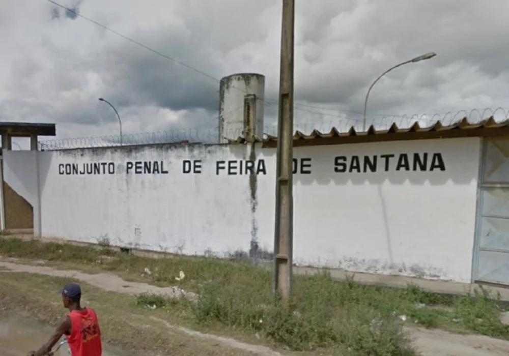  Corrupção levava celulares e drogas para presídio de Feira de Santana