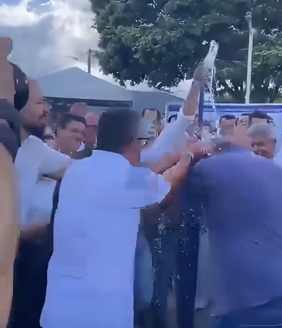 Baianos questionam entrega de cano por 180 milhões no Vale do Jiquiriçá