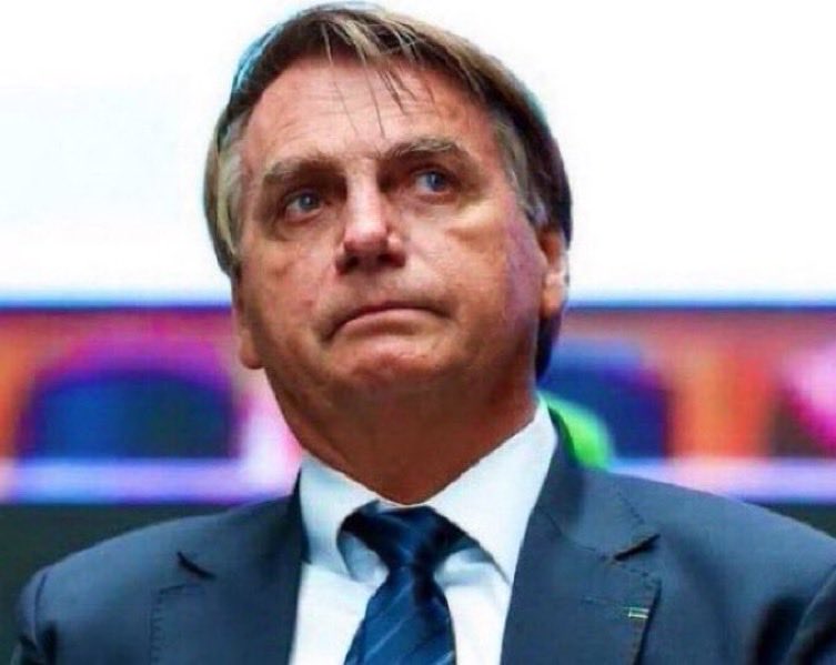 PF faz busca por armas na residência de Bolsonaro