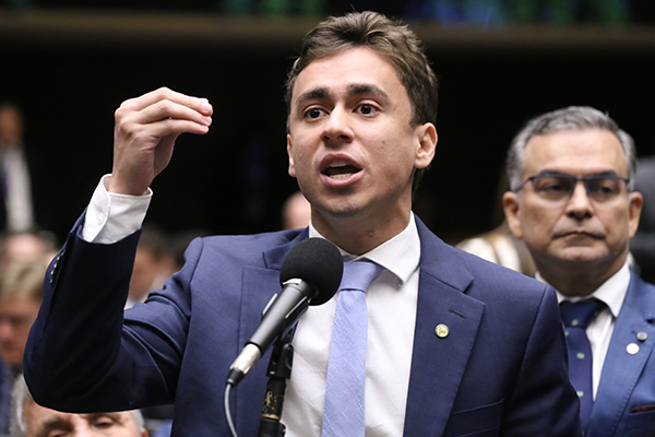 Nikolas nega participação em vídeo de Michelle contra Flávio