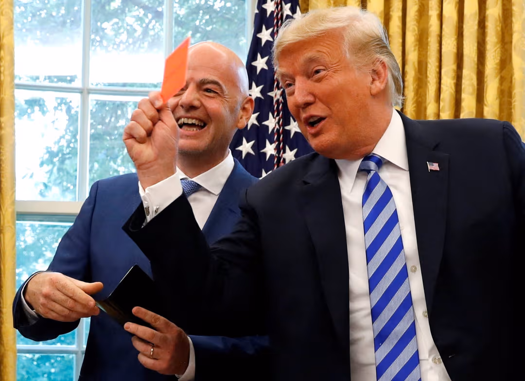 Federação Alemã nega apoio à reeleição de Infantino após controvérsia na Copa