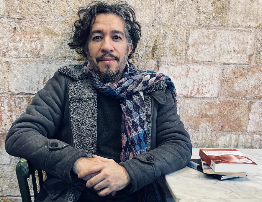 Jean Wyllys aciona MP Eleitoral contra sistema de nomes de usuário do WhatsApp