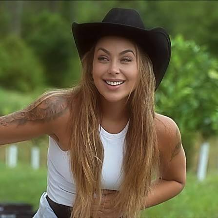 Pastora Renata Vieira se envolve em briga com entregador e polícia investiga