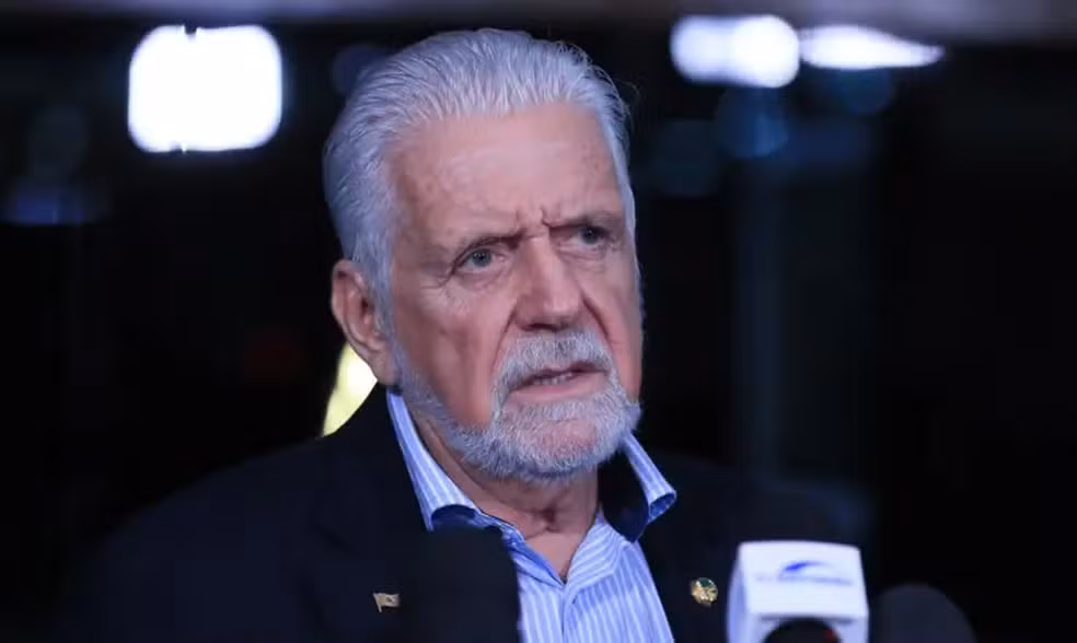 Jaques Wagner é intimado pela PF para depoimento sobre caso Master