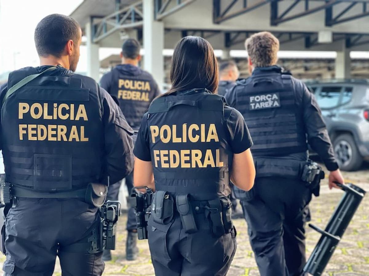 PF deflagra operação que apura desvio de bens da Receita