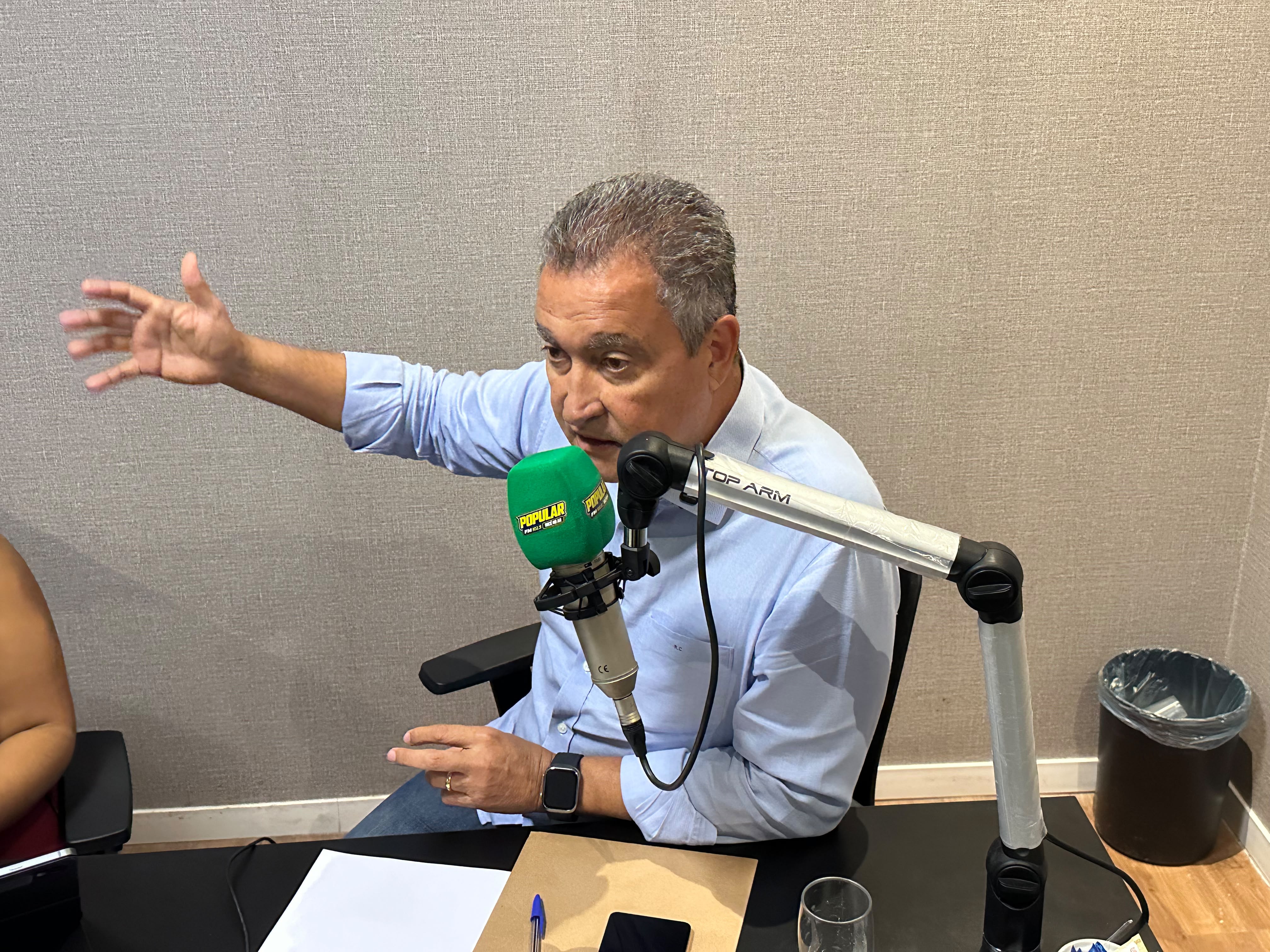 Rui Costa critica ACM Neto por evitar apoio a Flávio Bolsonaro