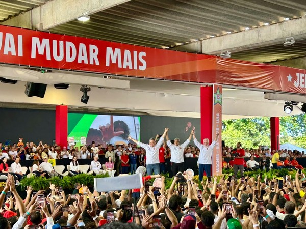 Lula diz que Jerônimo apresentou só um projeto e governador rebate cobrando Rui Costa