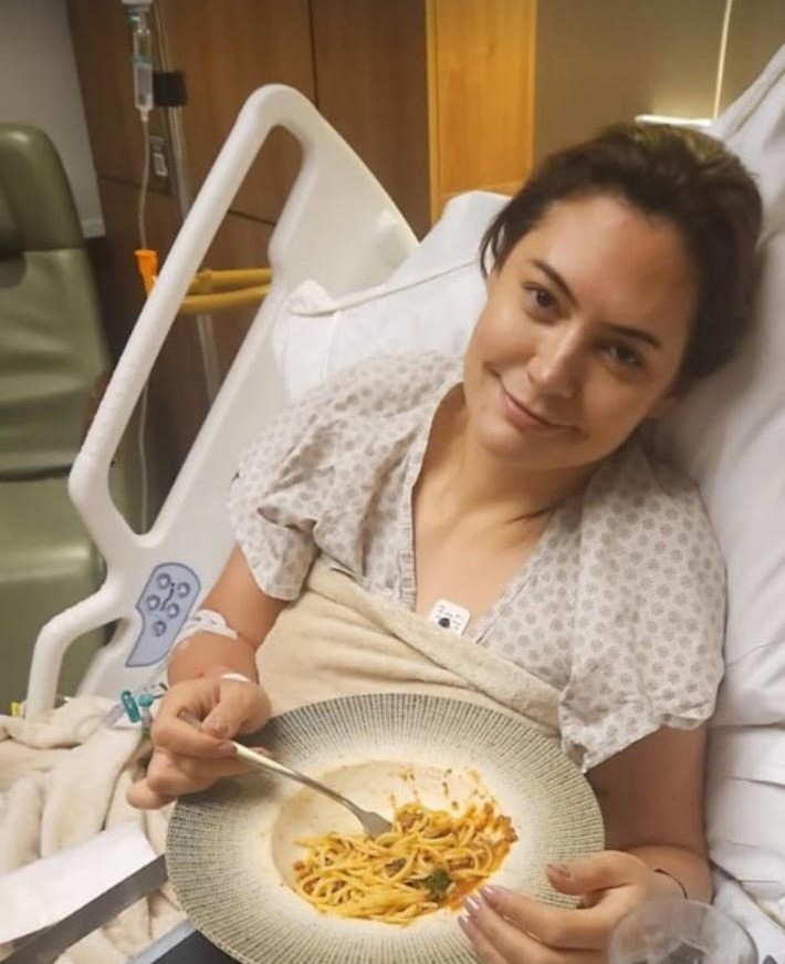 Michelle Bolsonaro recebe alta hospitalar e não comparece à convenção do PL no DF