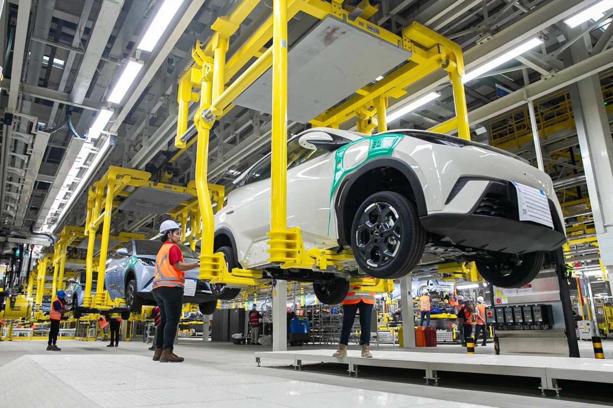 BYD abre 20 vagas de jovem aprendiz em Camaçari
