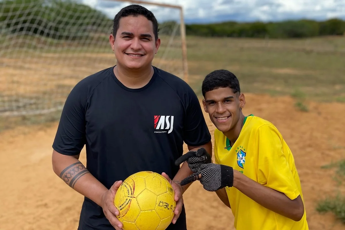 Luva de Pedreiro sofre nova derrota e terá que pagar mais de R$ 10 milhões a Allan Jesus