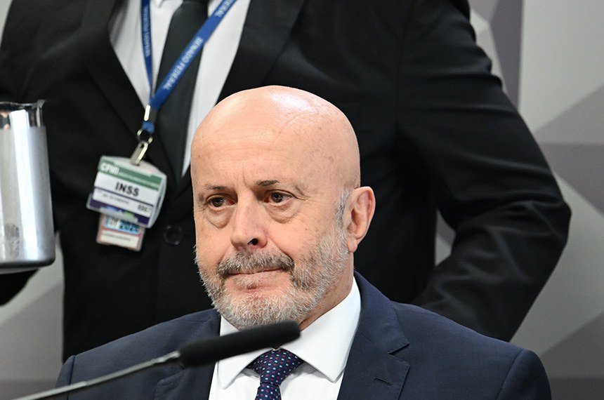 Careca do INSS cita secretário de Lula em mensagens à PF