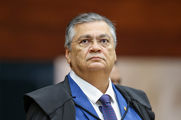 Governador do Maranhão pede ao STF suspensão de inquérito relatado por Dino