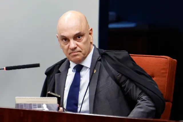 Relatório isenta blogueiro de crime citado por Moraes