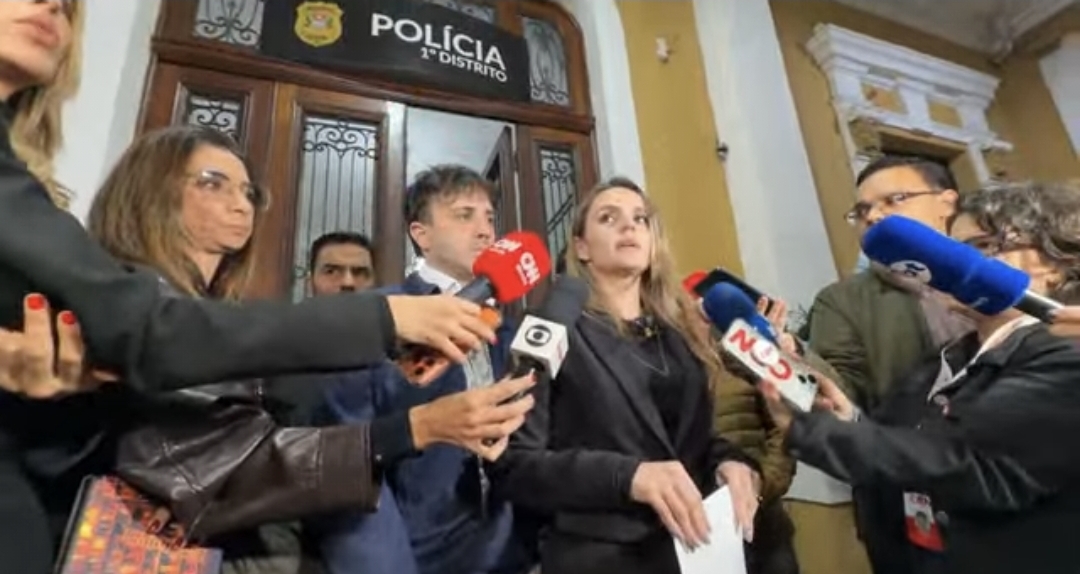 Amanda Vettorazzo dá voz de prisão a homem por tentativa de suborno em contrato de câmeras e é anunciada como ministra em eventual governo 