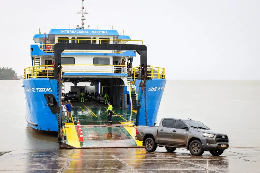 Justiça manda ferry-boat corrigir falhas contra incêndio em São Joaquim